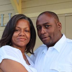 Meet your Posher, Deena